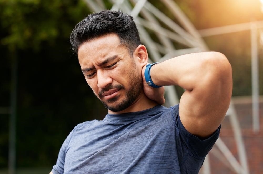5 Cara Menghilangkan Otot Leher Tegang karena Postur Sehari-hari